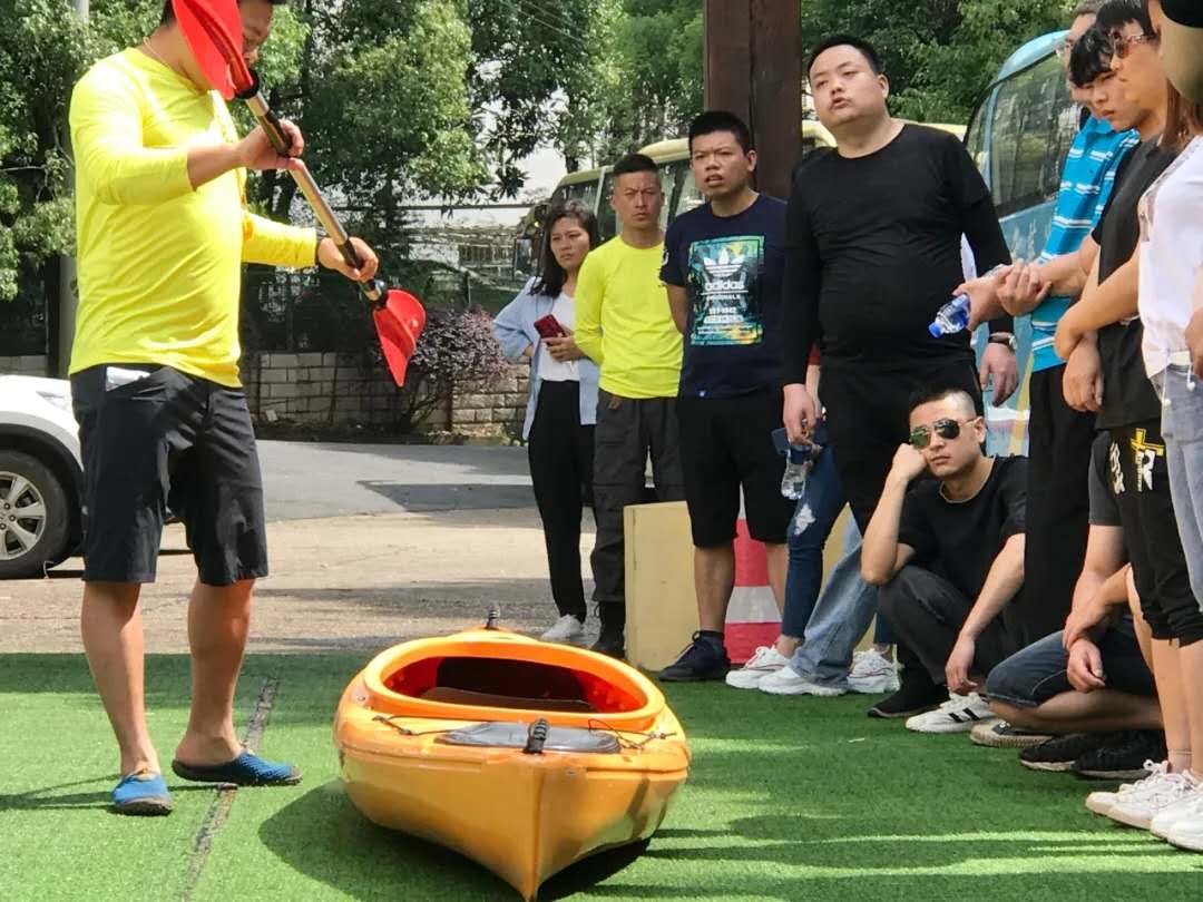遠(yuǎn)程監(jiān)控,報(bào)警巡邏,清機(jī)加鈔,清分整點(diǎn),憑證寄庫(kù),頭寸箱寄庫(kù),商鋪安保,智能家居