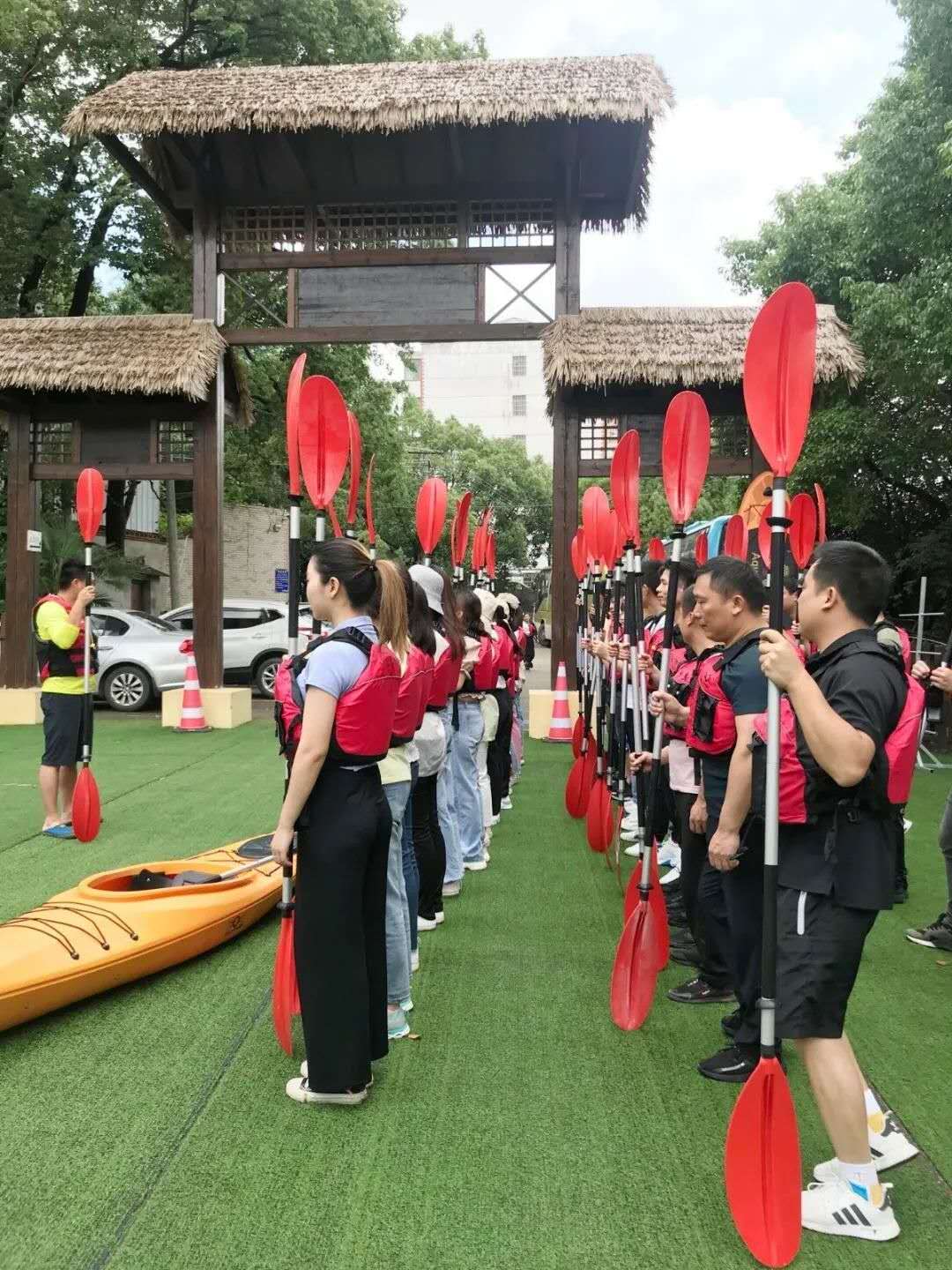 遠(yuǎn)程監(jiān)控,報(bào)警巡邏,清機(jī)加鈔,清分整點(diǎn),憑證寄庫(kù),頭寸箱寄庫(kù),商鋪安保,智能家居