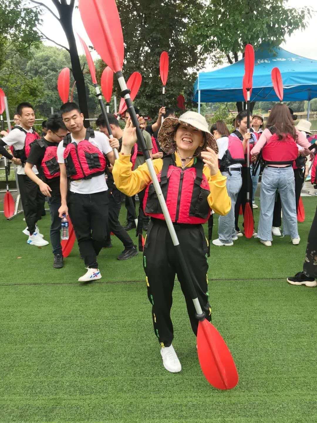 遠(yuǎn)程監(jiān)控,報(bào)警巡邏,清機(jī)加鈔,清分整點(diǎn),憑證寄庫(kù),頭寸箱寄庫(kù),商鋪安保,智能家居