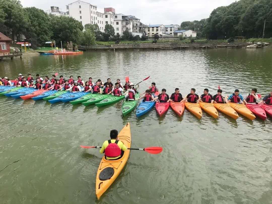 遠(yuǎn)程監(jiān)控,報(bào)警巡邏,清機(jī)加鈔,清分整點(diǎn),憑證寄庫(kù),頭寸箱寄庫(kù),商鋪安保,智能家居