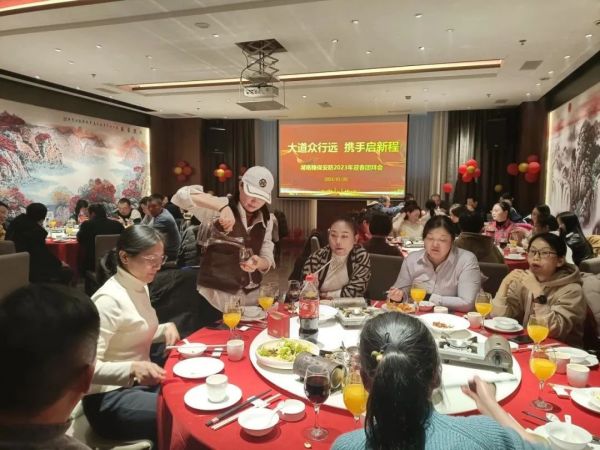 遠(yuǎn)程監(jiān)控,報(bào)警巡邏,清機(jī)加鈔,清分整點(diǎn),憑證寄庫,頭寸箱寄庫,商鋪安保,智能家居